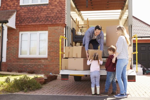 Business relocation support for offices in Creekmouth