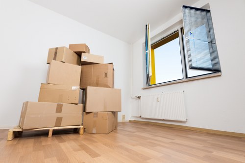 Moving vehicle and loading access for an office move in Creekmouth