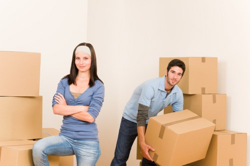 Creekmouth removals van service suited to local access and parking challenges