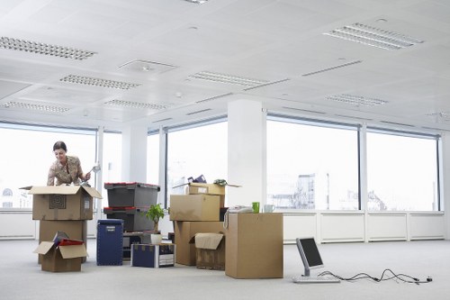 Professional moving team managing access and loading in Creekmouth