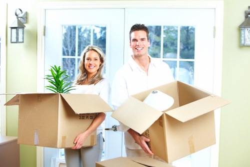 Commercial removals vehicle serving businesses in Creekmouth